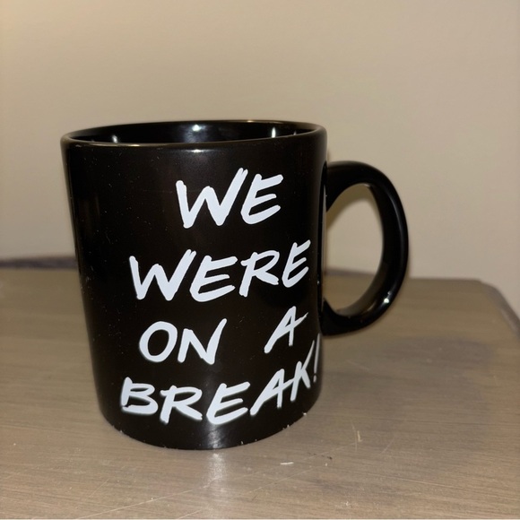 “We Were On A Break” FRIENDS TV SHOW Black Ceramic Mug - Picture 1 of 8